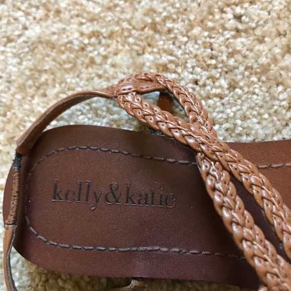 Sandals - Picture 2 of 3